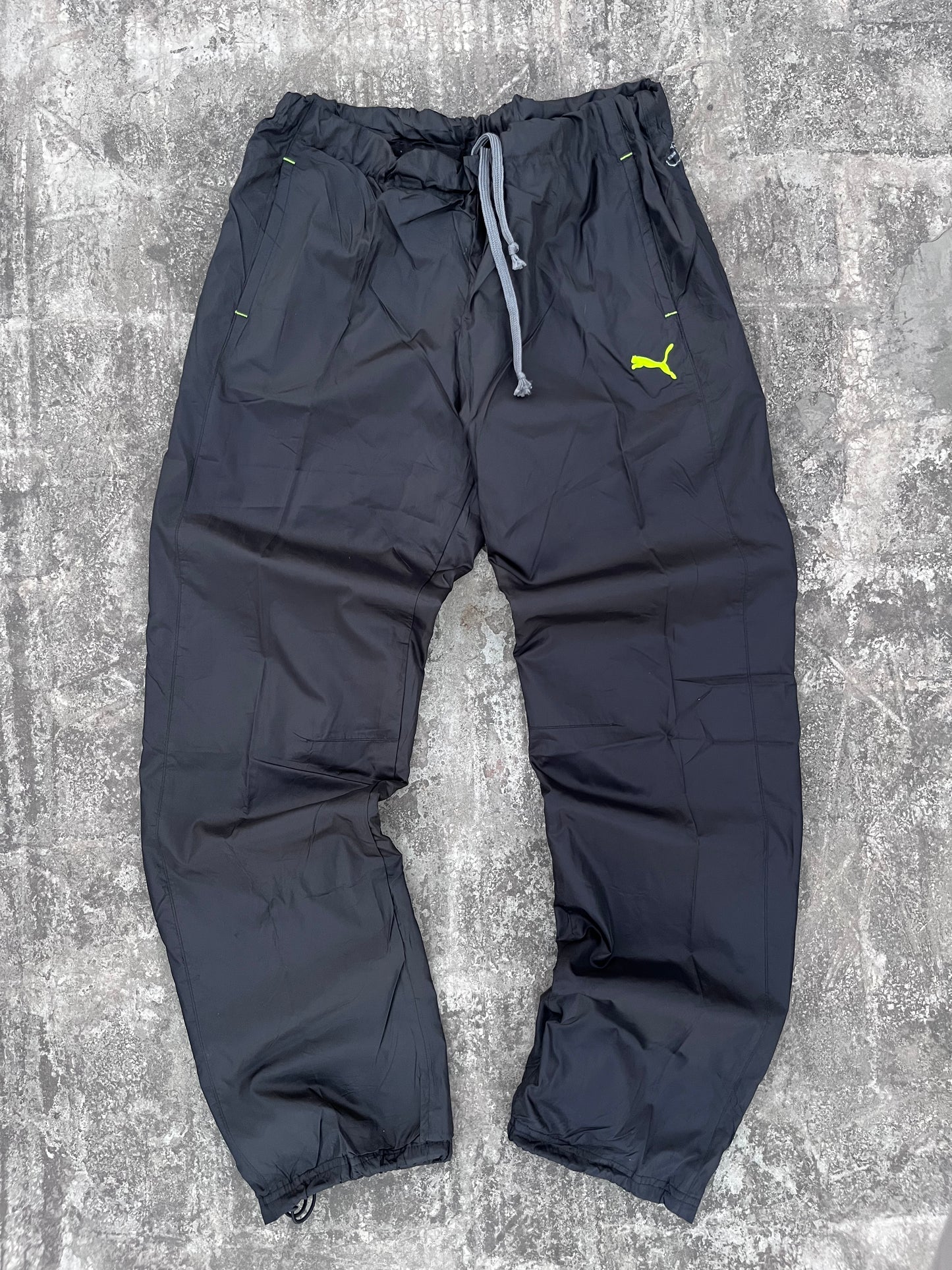 Puma Black-Green Trackpants (M)