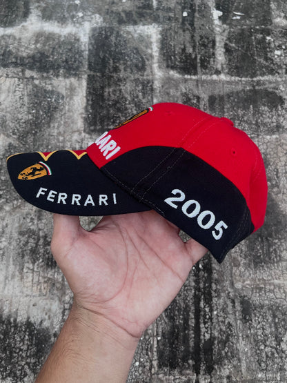 Ferrari 2005 Cap
