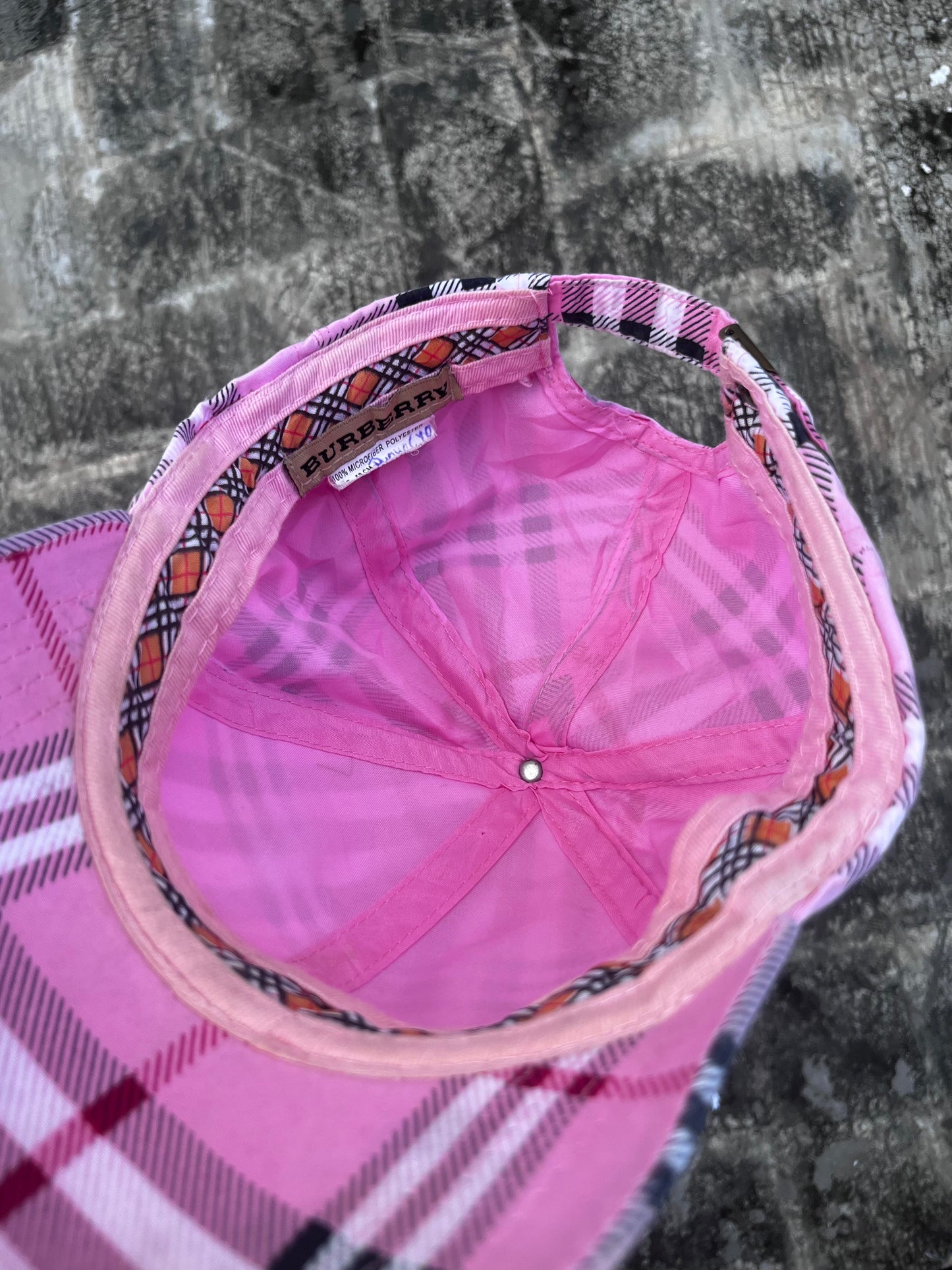 Burberry Cap Light Pink