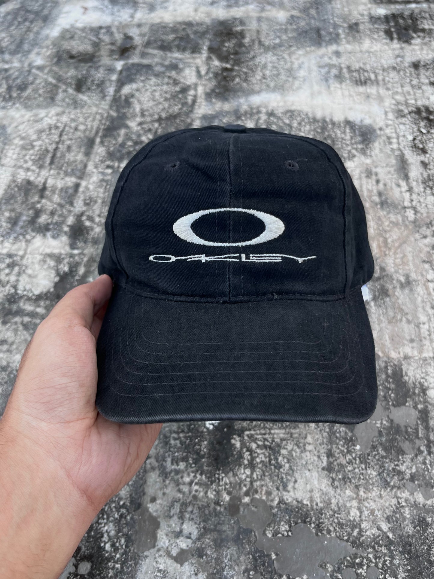 Oakley Vintage Cap ( Super Rare )