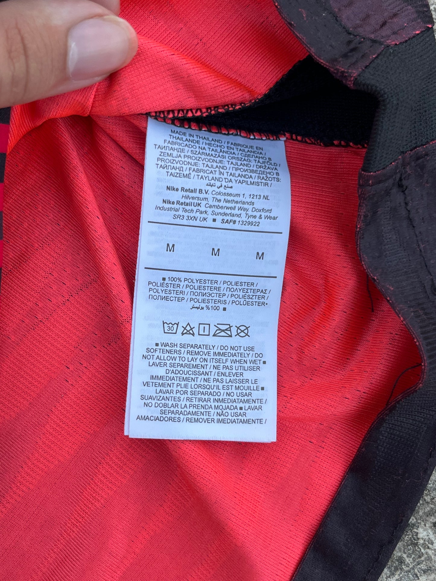 Original Nike 2022/2023 Liverpool Football Club M.Salah Training Jersey (M)