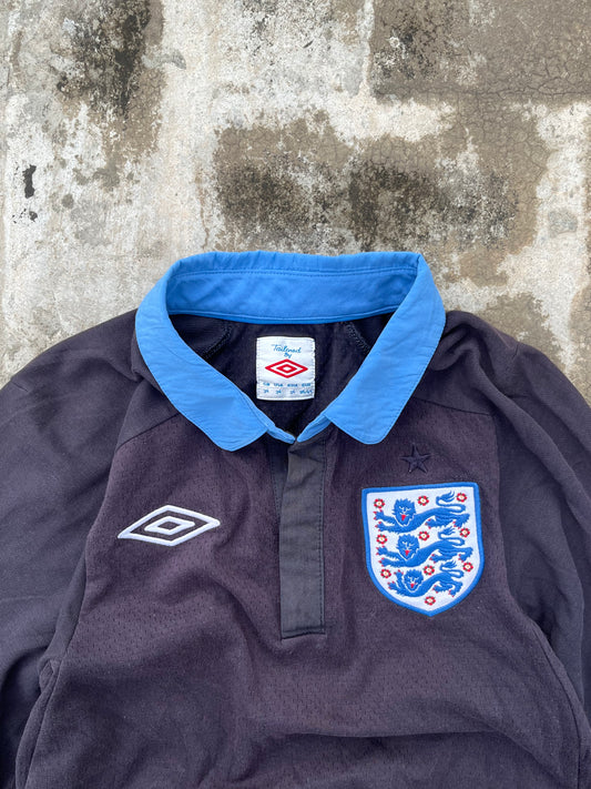 Original retro Umbro England National Football Jersey 2011-2012 Away Jersey (S)