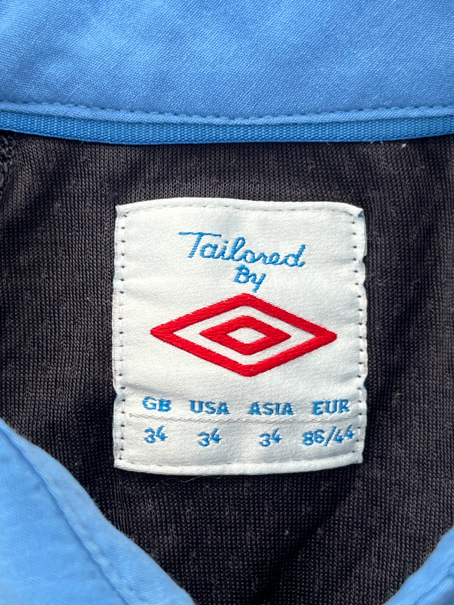 Original retro Umbro England National Football Jersey 2011-2012 Away Jersey (S)