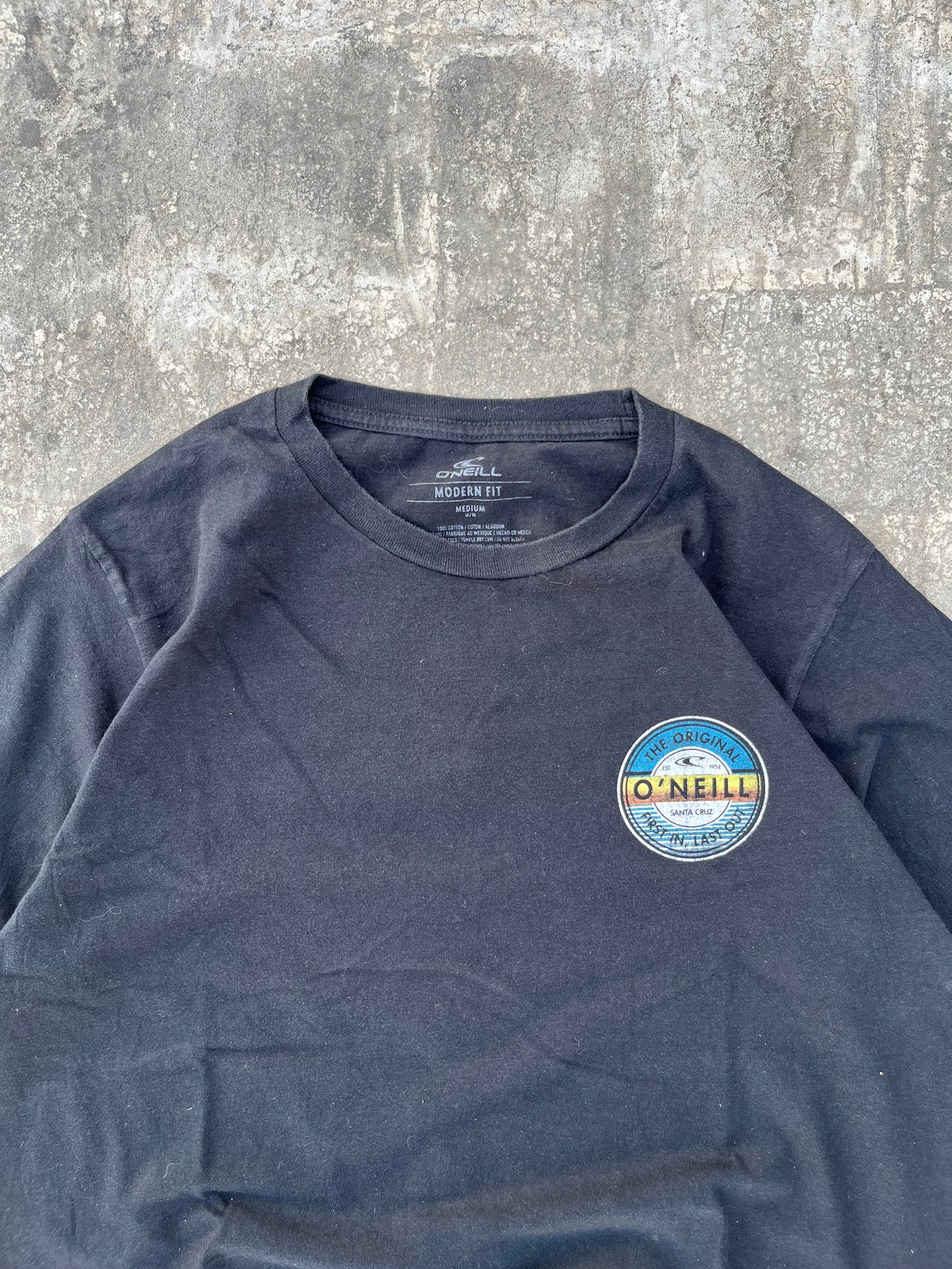 Vintage O'NEILLs Surfing Graphic Tee (M)