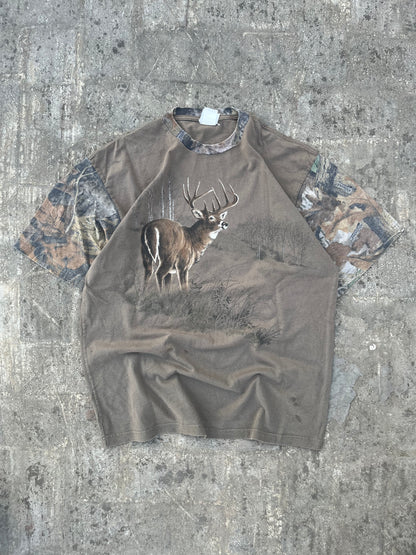 Vintage Artisans Advantage Camo Deer Graphic Tee (L/XL)