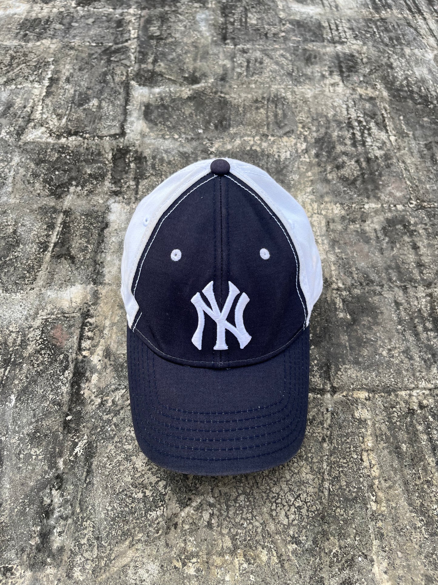 Vintage Blue/White New York Yankees MLB Cap