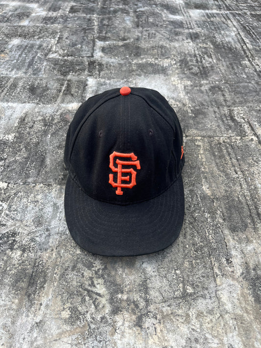Vintage San Francisco Giants MLB Majestic Official On-Field New Era FItted Cap (Rare)