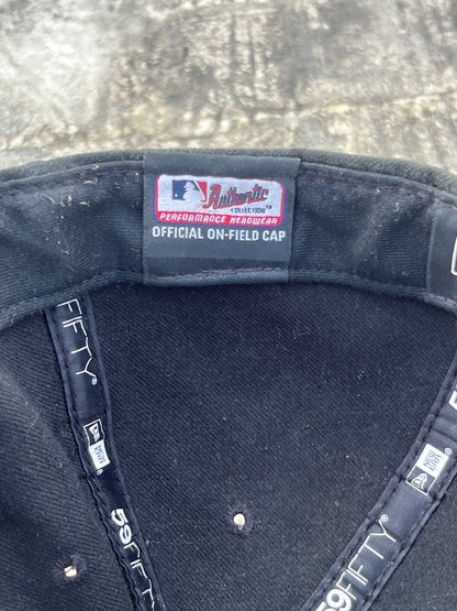 Vintage San Francisco Giants MLB Majestic Official On-Field New Era FItted Cap (Rare)