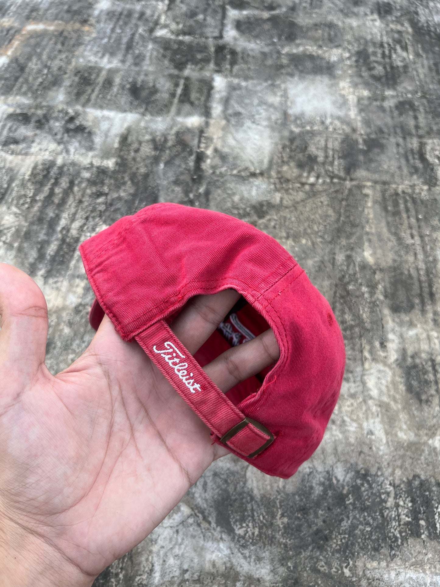 Vintage Titleist x MLB Cincinnati Reds Faded MLB Cap