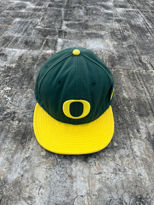 Nike Oregon Ducks American Football Fitted Cap