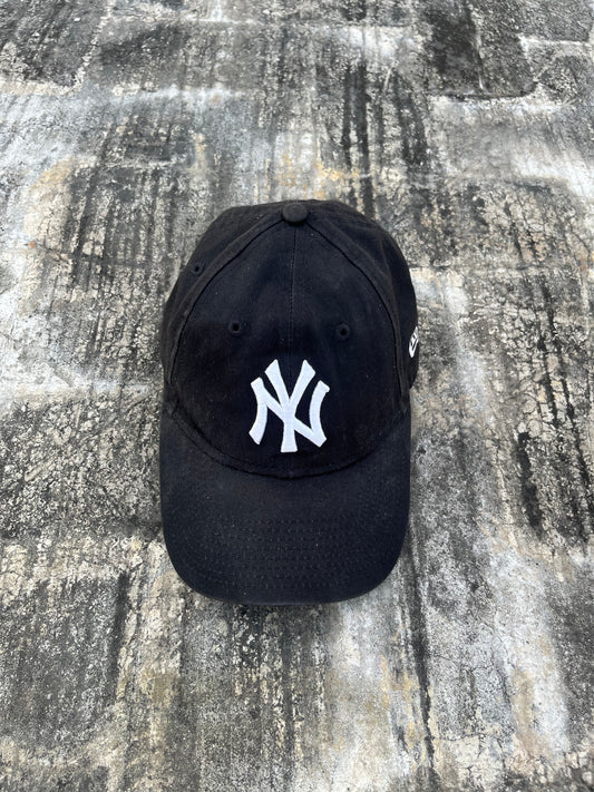 Vintage Black MLB New Era New York Yankees Cap
