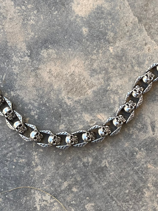 Vintage Skulls Chain Bracelet
