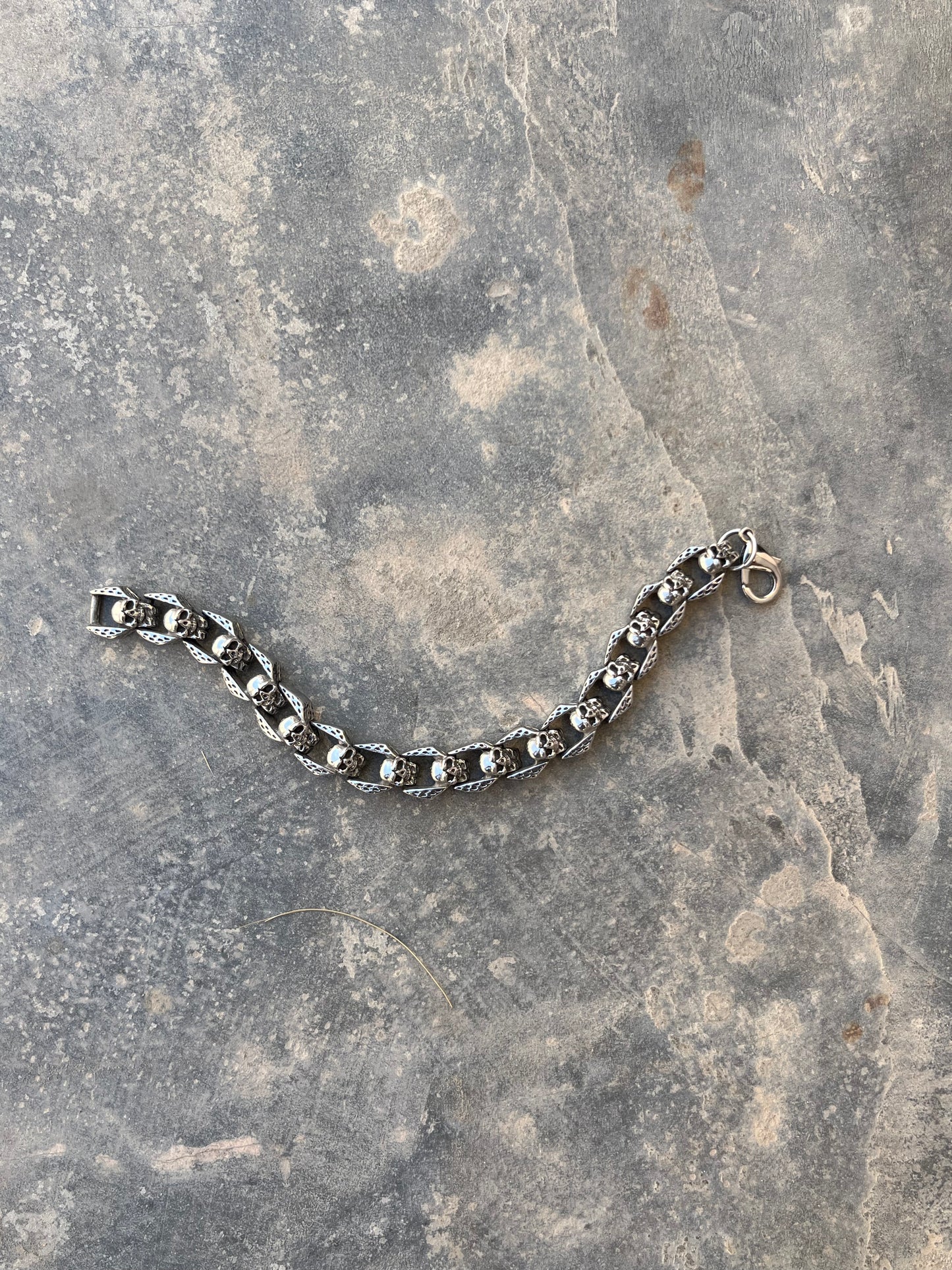 Vintage Skulls Chain Bracelet