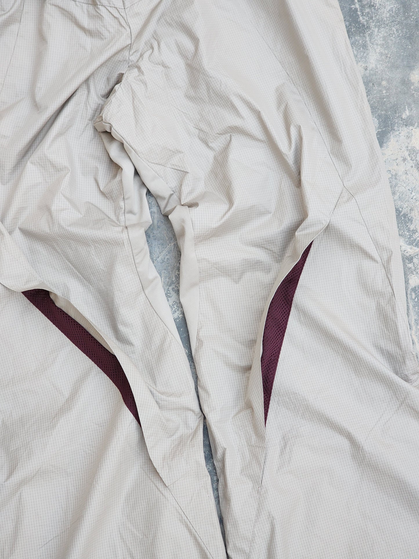 Vintage Nike Beige - Maroon Stormfit Baggy Flared Trackpants (S)