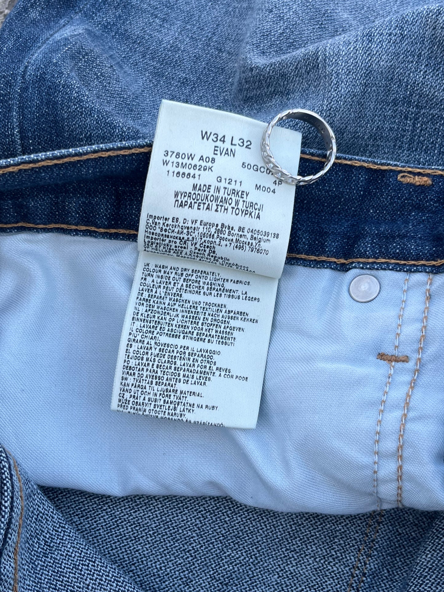 Wrangler Evan Straight Regular Fit Jeans (34)