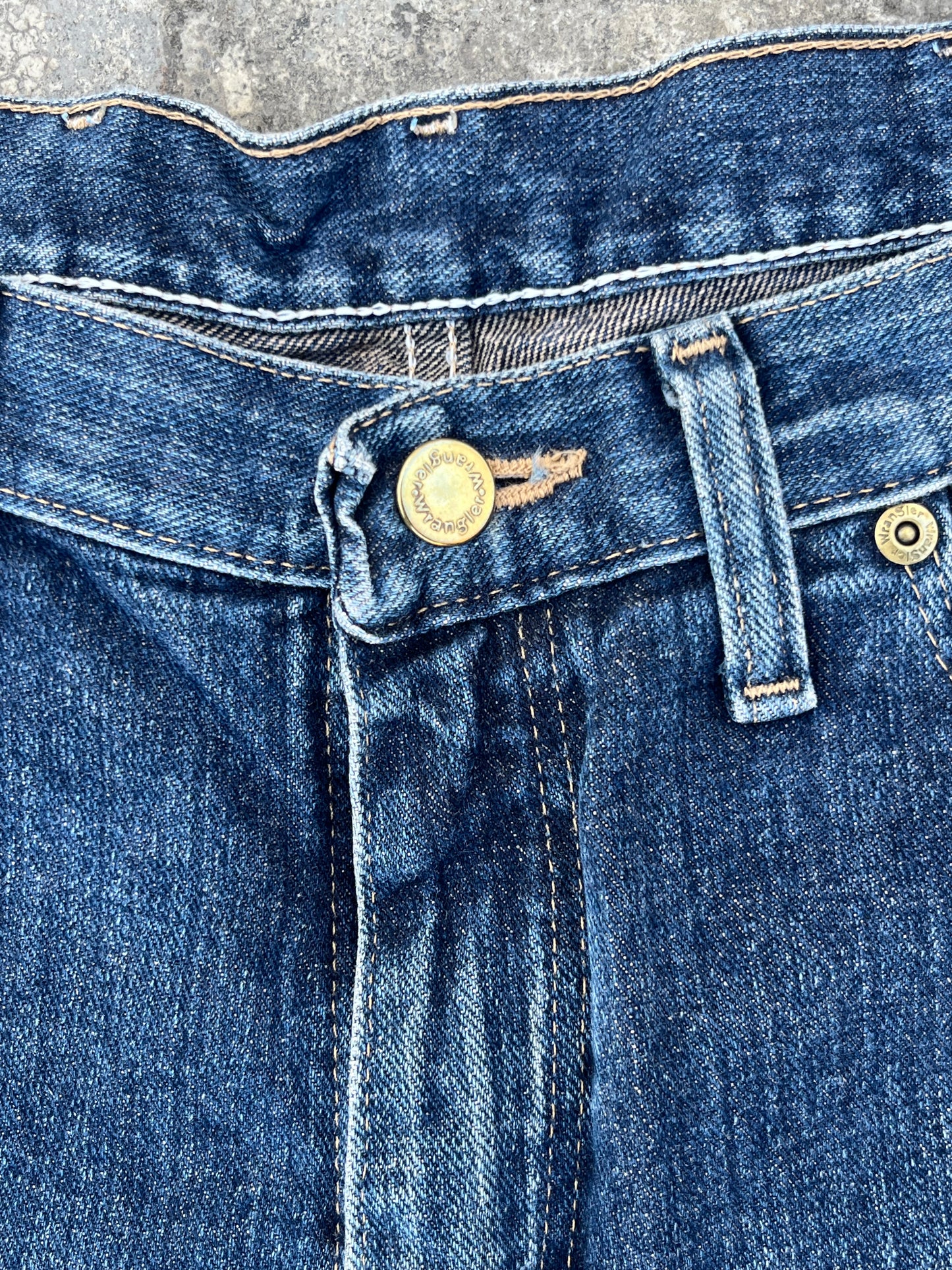 Vintage Wrangler Relaxed Fit Jeans  (35)