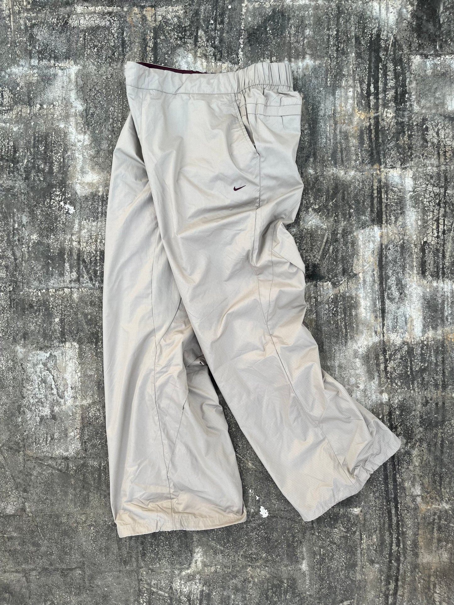 Vintage Nike Beige - Maroon Stormfit Baggy Flared Trackpants (S)