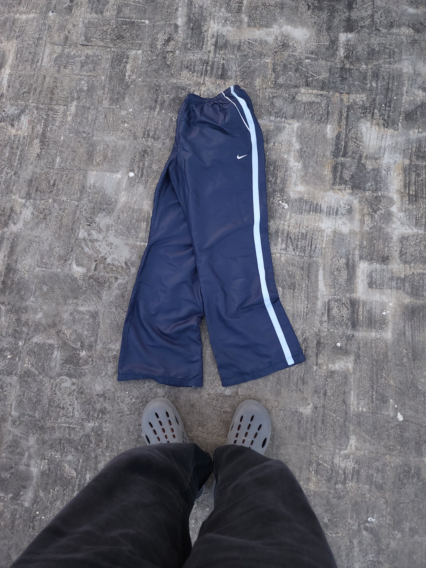 Vintage Nike Dark Blue Striped Flared Trackpants (M)