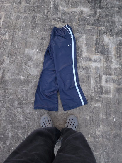 Vintage Nike Dark Blue Striped Flared Trackpants (M)
