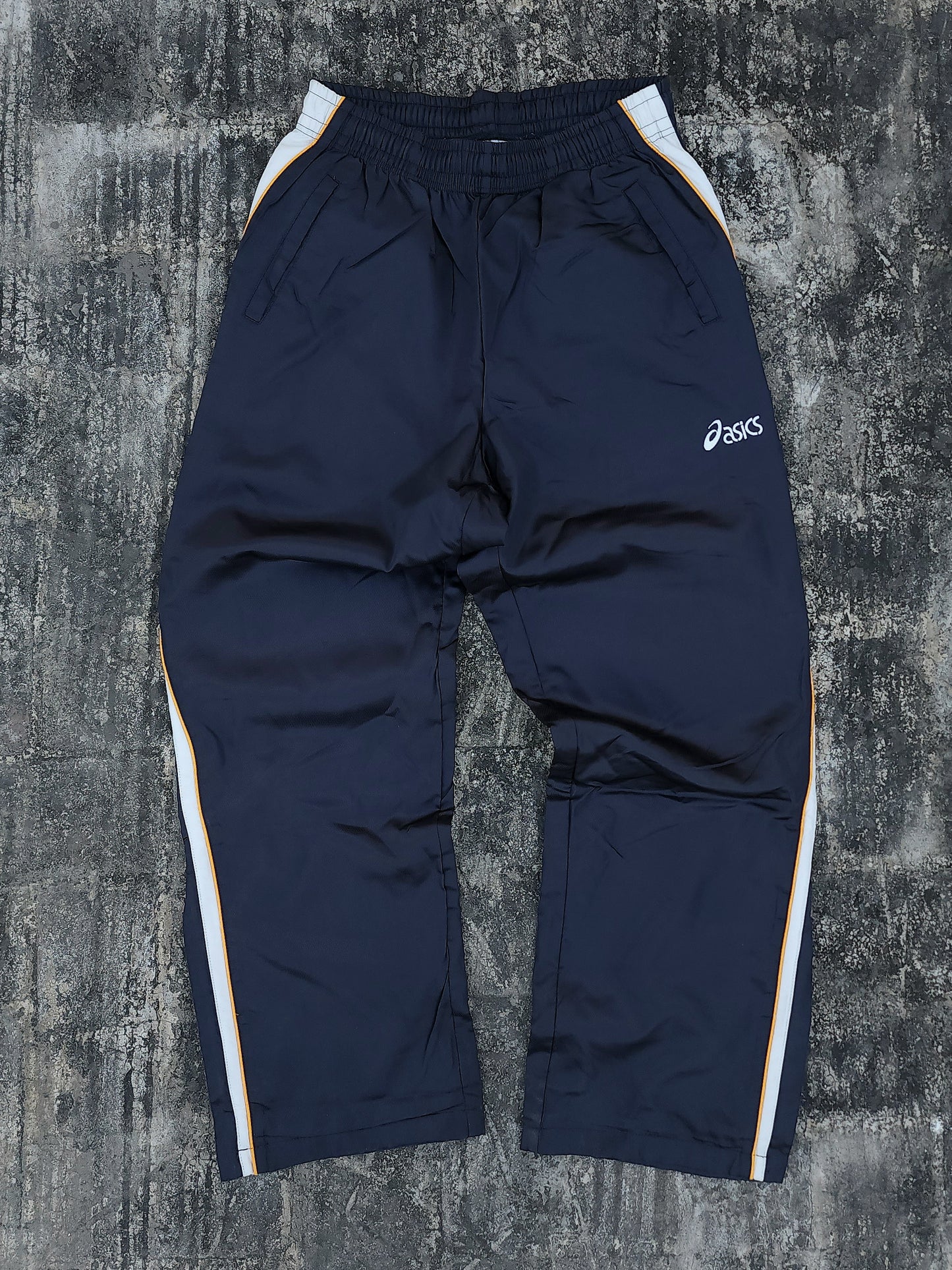 Vintage Asics Dark Blue - White/Gold Stripes Baggy Trackpants (M)