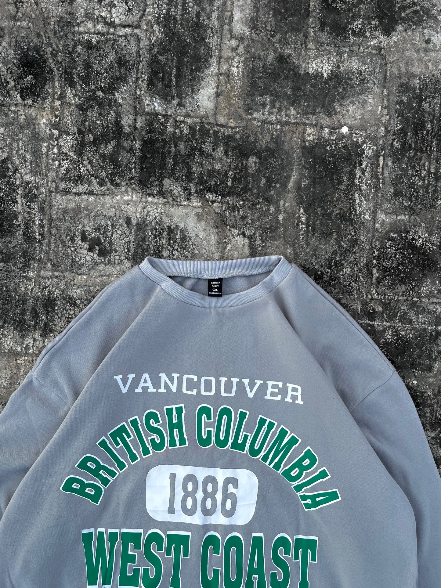 Shein 1886 West Coast Oversized Sweatshirt (S/M)